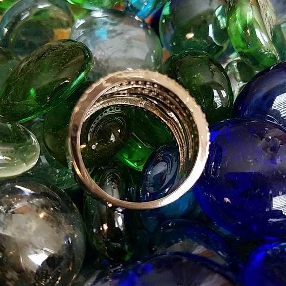 SIZE 7 ONLY WHITE SAPPHIRE FASHION RING - Picture 3 of 3